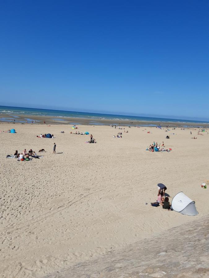 Les Obiones, Vue Laterale Mer, Fort Mahon Plage, Magnifique Studio Cabine 4P, Avec Balcon , Parking Prive Gratuit, Wifi, Classe 2 Etoiles, Exposition Plein Sud En Baie De Somme Kültér fotó