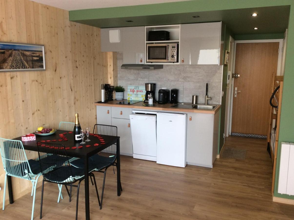 Les Obiones, Vue Laterale Mer, Fort Mahon Plage, Magnifique Studio Cabine 4P, Avec Balcon , Parking Prive Gratuit, Wifi, Classe 2 Etoiles, Exposition Plein Sud En Baie De Somme Kültér fotó