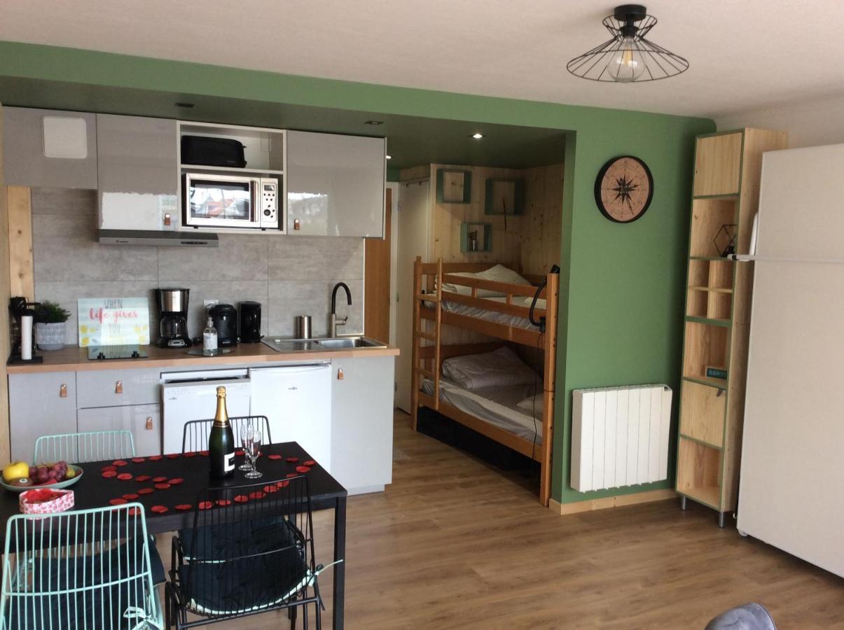 Les Obiones, Vue Laterale Mer, Fort Mahon Plage, Magnifique Studio Cabine 4P, Avec Balcon , Parking Prive Gratuit, Wifi, Classe 2 Etoiles, Exposition Plein Sud En Baie De Somme Kültér fotó