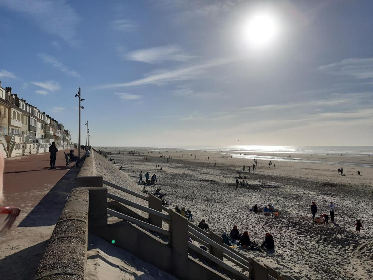 Les Obiones, Vue Laterale Mer, Fort Mahon Plage, Magnifique Studio Cabine 4P, Avec Balcon , Parking Prive Gratuit, Wifi, Classe 2 Etoiles, Exposition Plein Sud En Baie De Somme Kültér fotó