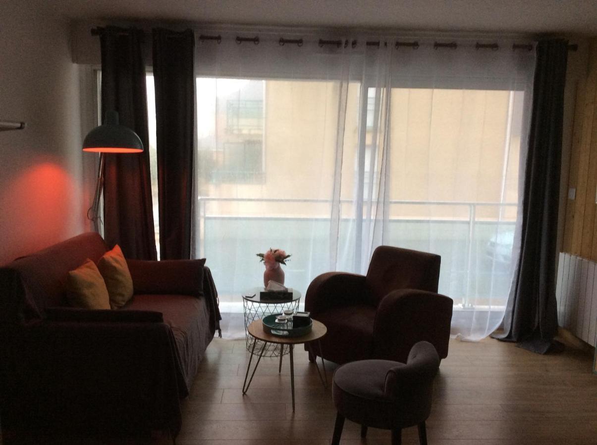 Les Obiones, Vue Laterale Mer, Fort Mahon Plage, Magnifique Studio Cabine 4P, Avec Balcon , Parking Prive Gratuit, Wifi, Classe 2 Etoiles, Exposition Plein Sud En Baie De Somme Kültér fotó